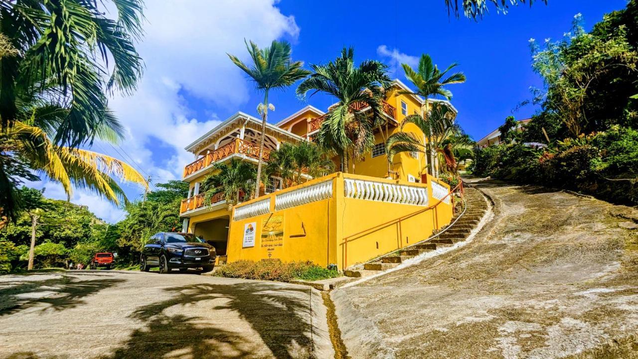 Sunset Lane Hotel Laborie Bagian luar foto