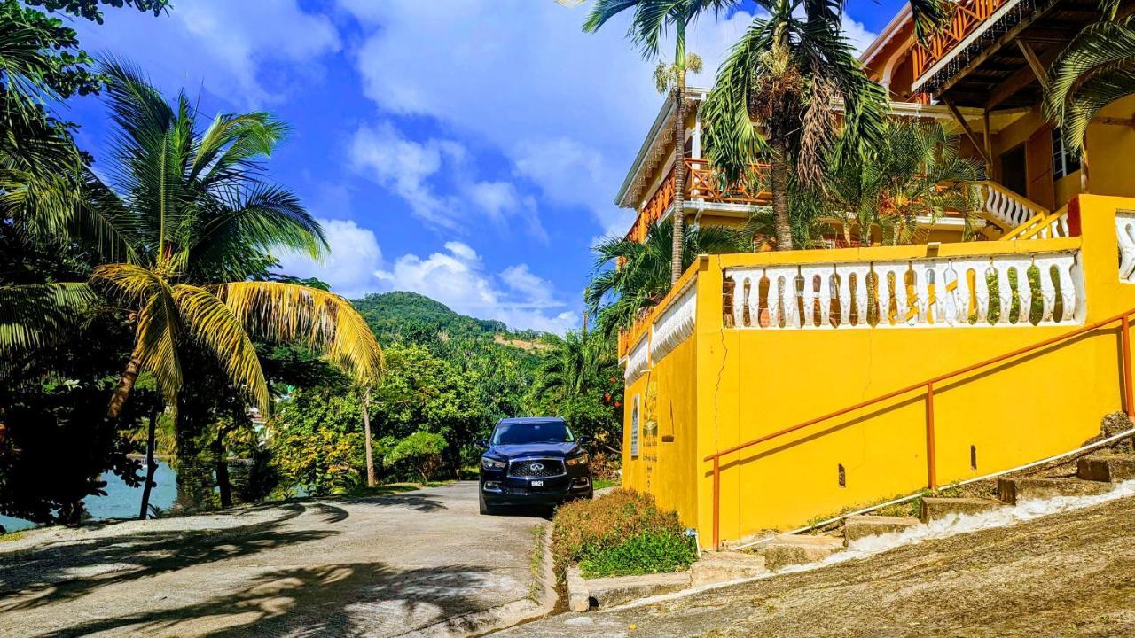 Sunset Lane Hotel Laborie Bagian luar foto