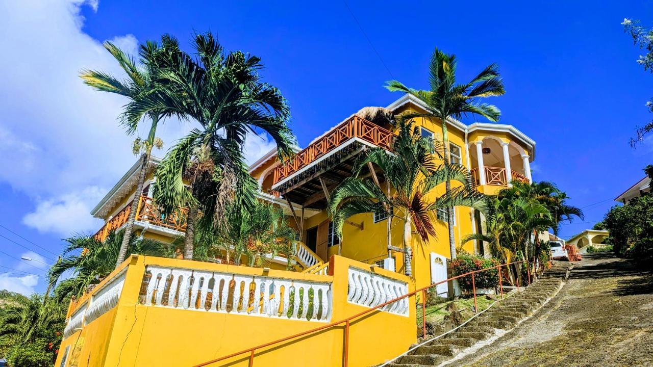 Sunset Lane Hotel Laborie Bagian luar foto